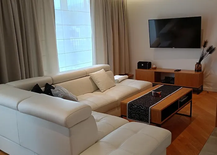 Appartement Glamour Z Wyjatkowym Widokiem I Klimatyzacja Ustroń